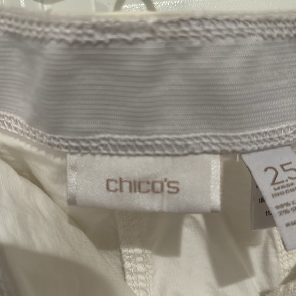 Chicos White Cotton slacks - Picture 5 of 8